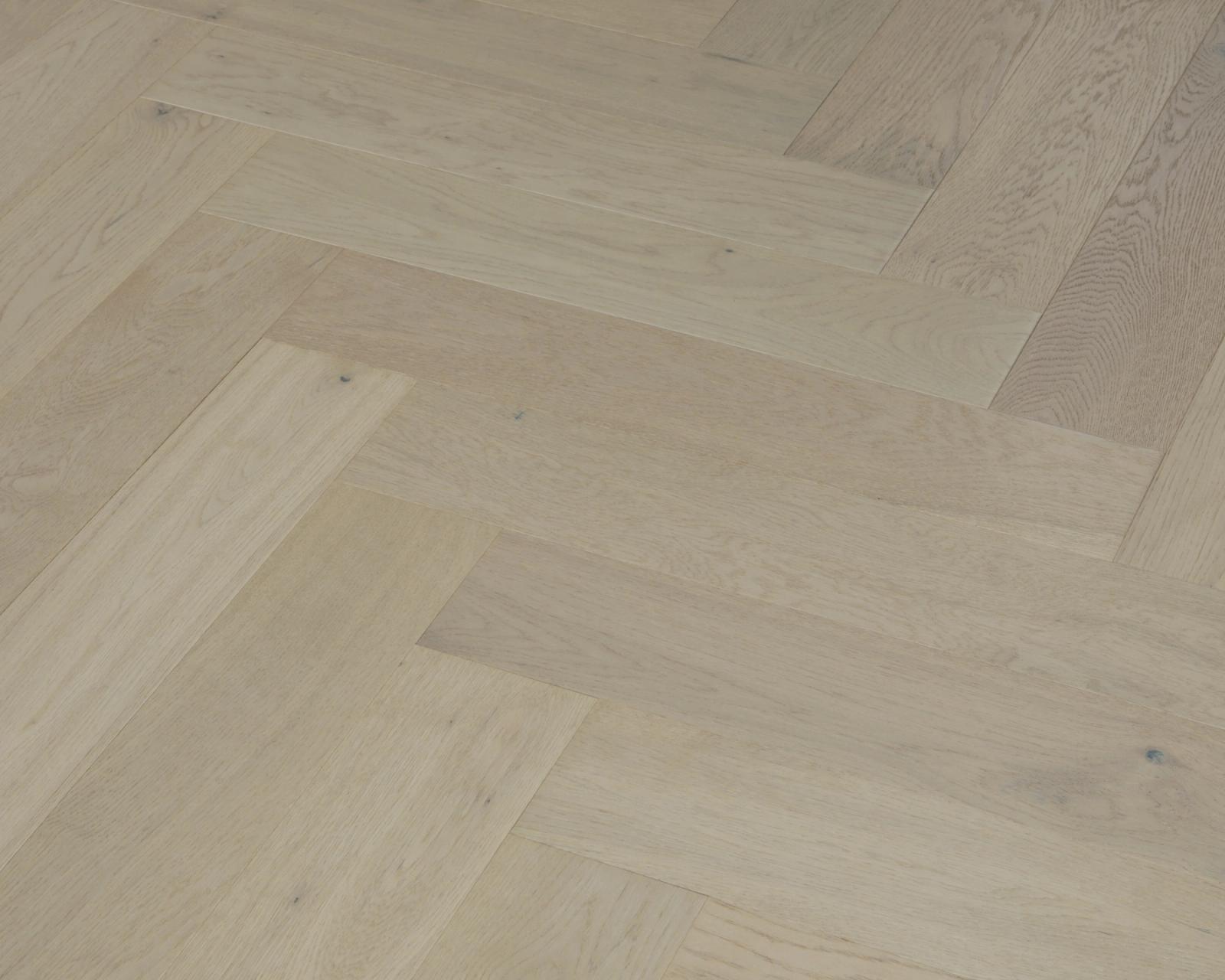 Wyan-Herringbone