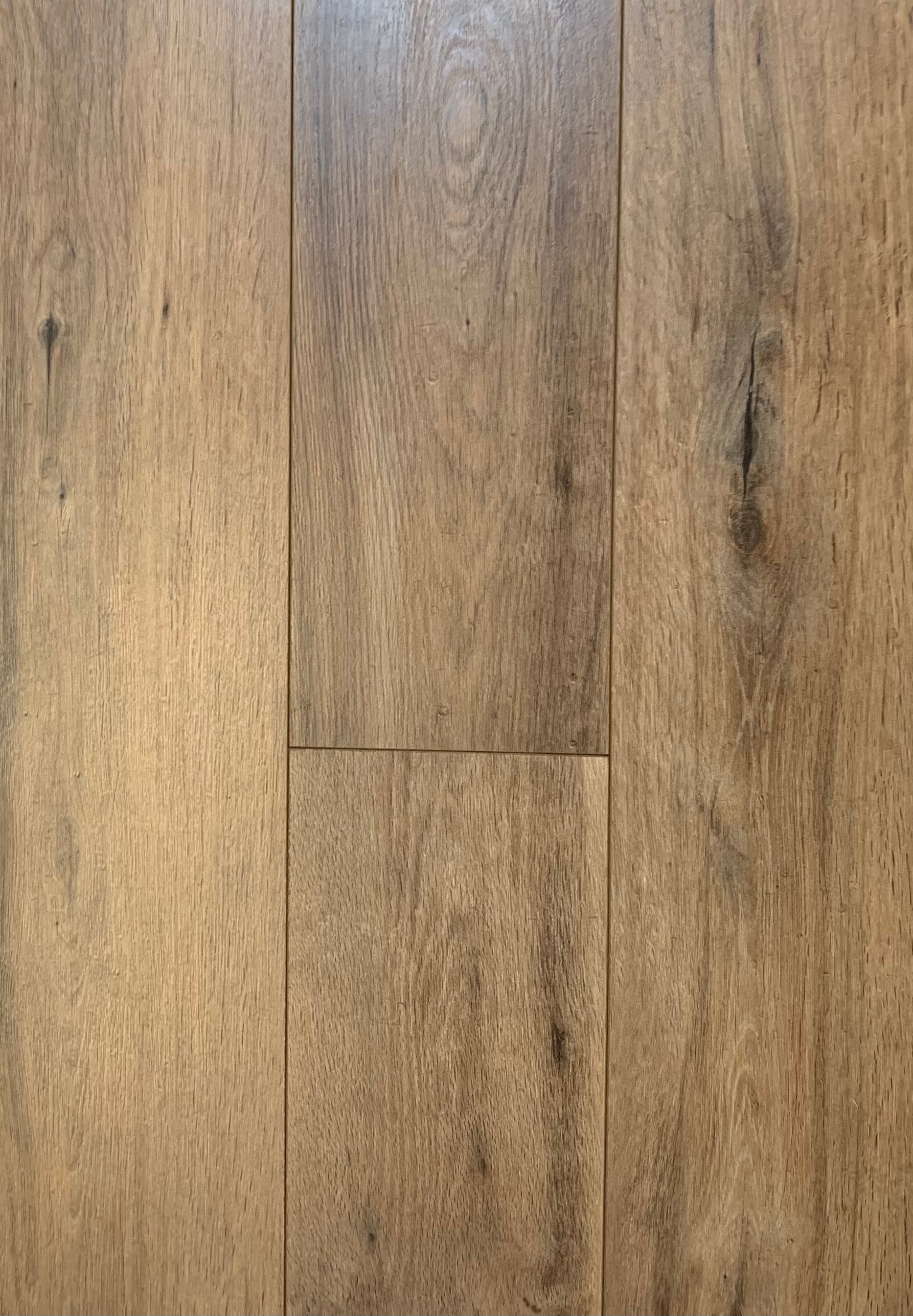 Uluru - 8mm Aussie Oaks laminate