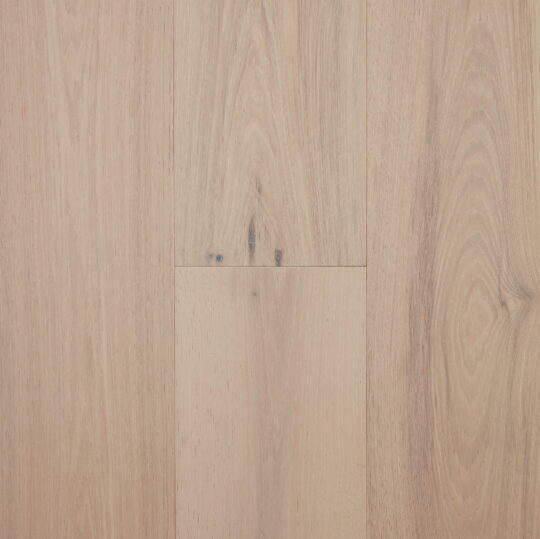 Preference Floors ELK Falls Hickory
