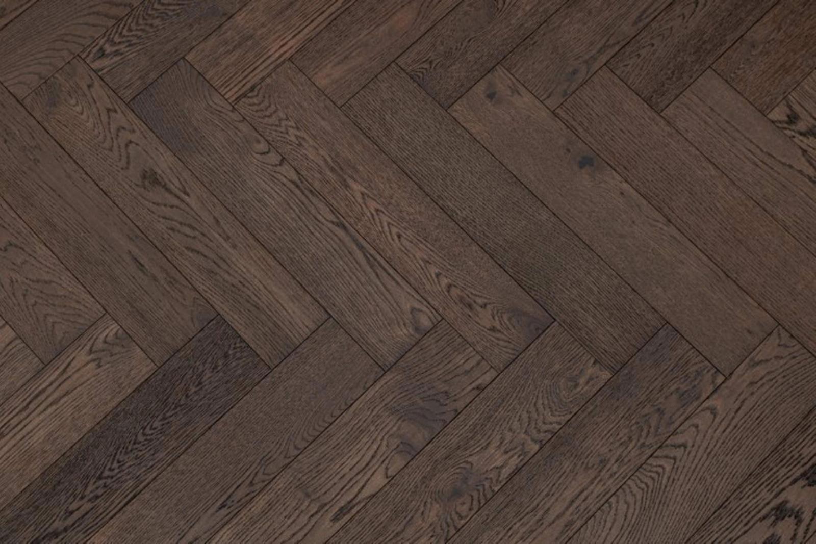 Empire-Herringbone